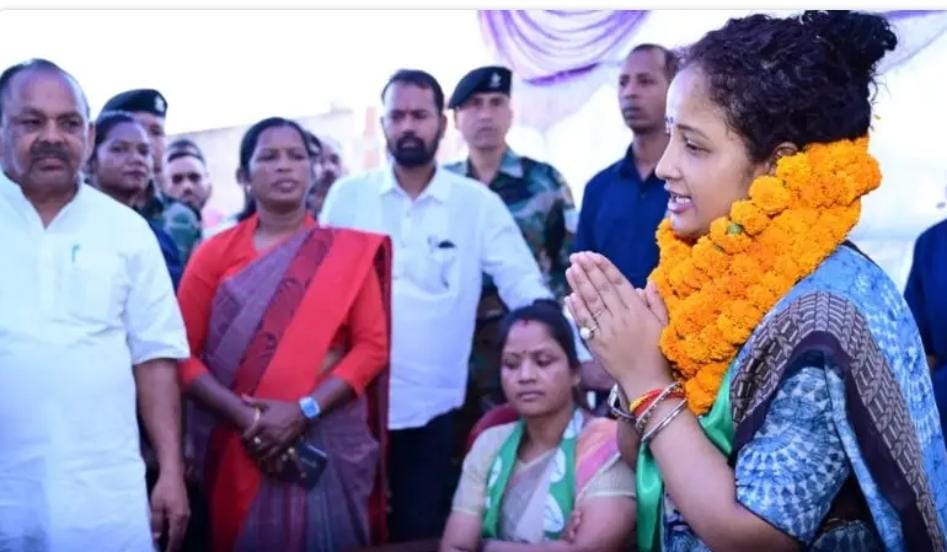 27130a61-884b-431e-bb47-a5b8e3f8b01f