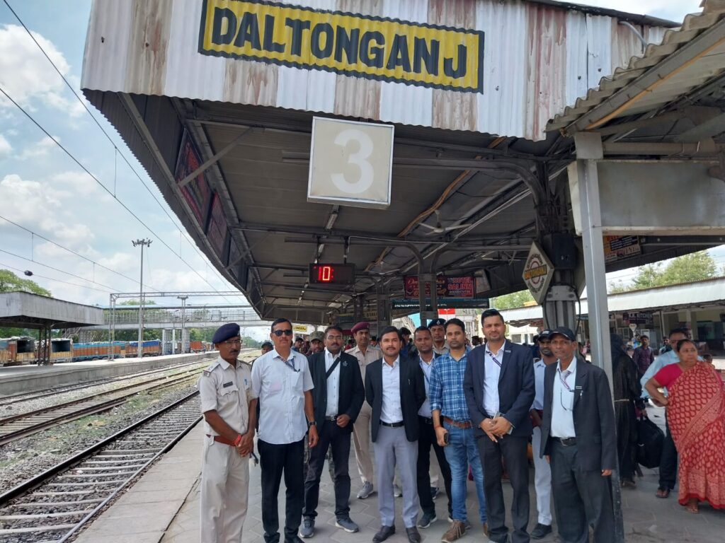 85a2a42a-bad2-4e17-94b0-3adfa6a2df15