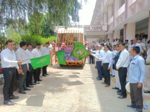 e63bac55-5e32-49ec-be78-536d5e115cca