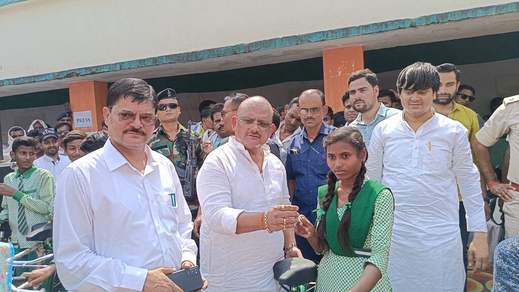 91e11ead-986e-441f-ad3b-f60e4141264b