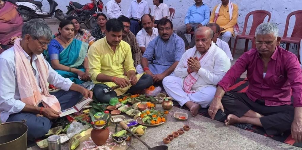 9d9d5c8d-9537-402d-a65d-8149ea6eedd3