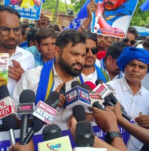 2b31938d-d1c9-47d2-8375-cbd589744c2e