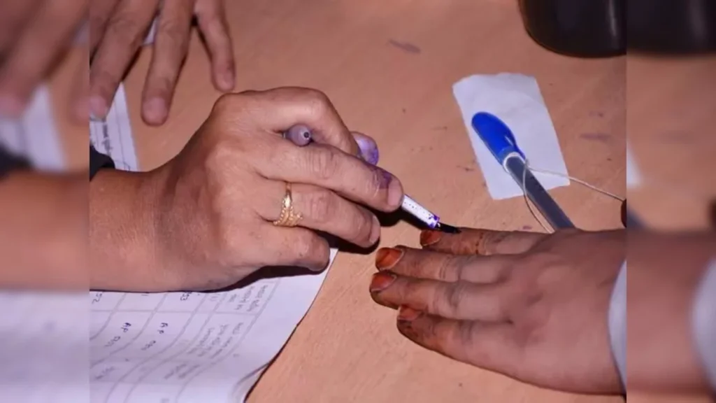 8e1f25826dd1213047c5853836418c9f78abb1134e82035fe6134d1dfc20565b