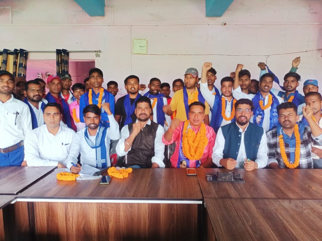 d2dd8715-e213-4769-bbca-57413f3e1c23