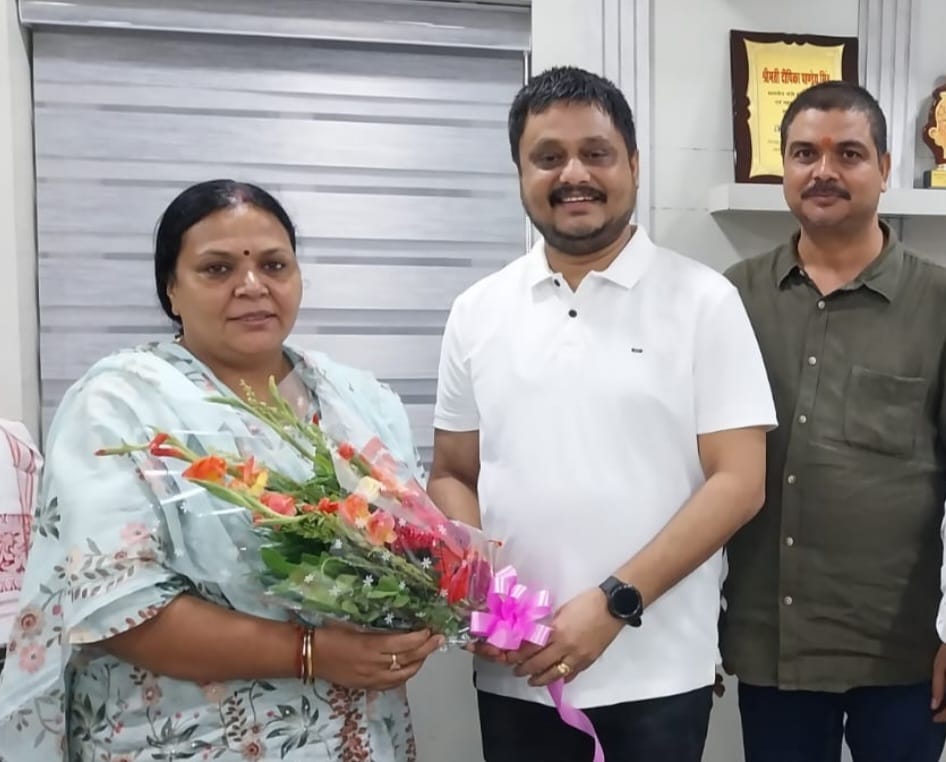 d9384383-8e91-4ba3-91b7-74801ee29264