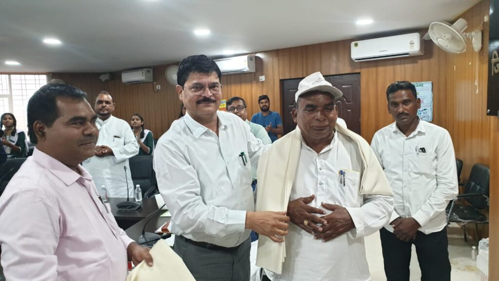 7e4aeb07-97cd-4116-b048-3a758c34f11a