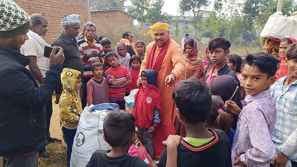 अपने जीवन के अंतिम काल तक लोगों का सेवा करता रहूंगा निर्दोष कुमार उर्फ अकलू बाबा