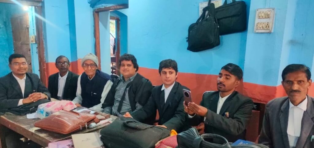 अधिवक्ताओ का समाज के प्रति है बड़ी दायित्व –रूचिर तिवारी