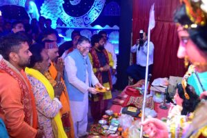 b7d9f7f7-0215-4390-bfa3-b1855f079de3