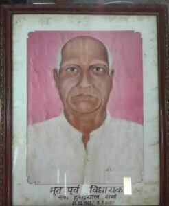 b9923630-9788-4e65-b497-34268de3a233