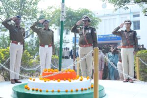 cfec1807-2d94-4e9a-a8bd-6f185a71104e