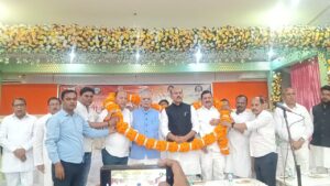 56ce3ffc-acdd-4d43-a8c4-74b4b8c8ab87